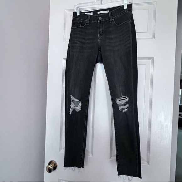 Levi's Black Curvy Skinny Ripped Skinny Jeans - Picture 1 of 5